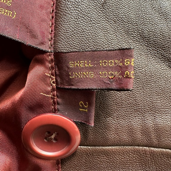 Vintage Etienne Aigner leather jacket - Picture 5 of 5